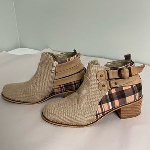 Everglades Plaid Boots